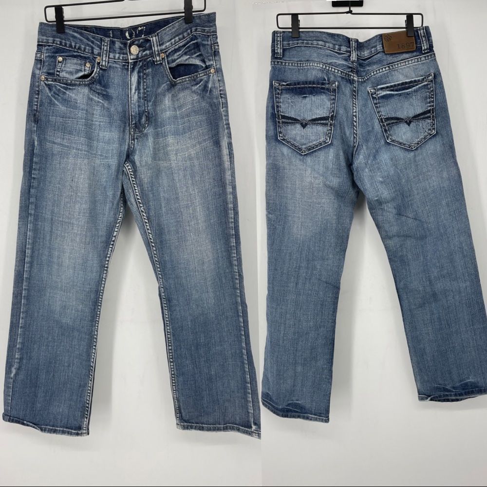 1897 Distressed Bootcut Jeans | Size 32x30